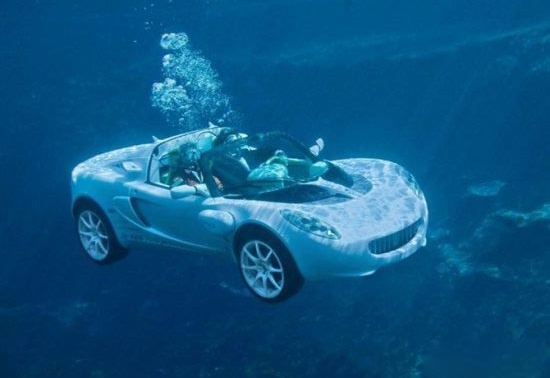 潜水跑车，世界上第一款水陆两用车（斯库巴）