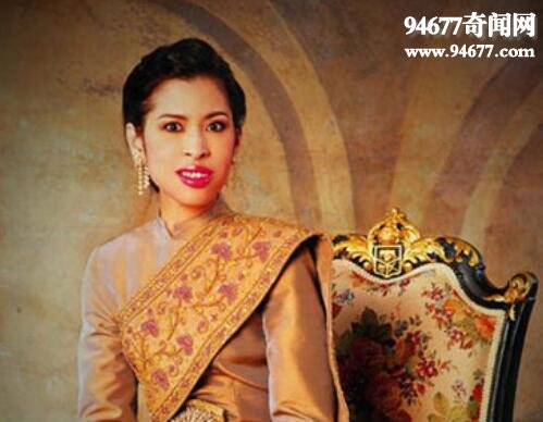 泰国朱拉蓬公主，超级学霸如今却患血友病(坐轮椅)