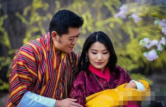 不丹王后吉增・佩玛，大叔与萝莉的童话恋情