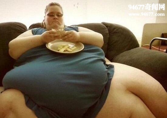 世界上最胖的女人，罗莎莉·布拉德福德(544公斤)