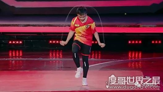2019吉尼斯跳绳世界纪录，岑小林30秒跳绳226次(平均7.5次/秒)