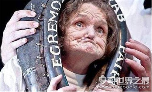 世界上最丑的女人，英国老太安妮伍兹(获得吉尼斯世界认证)