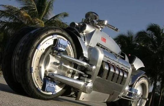 世界上最贵的摩托车，道奇战斧报价高达600万