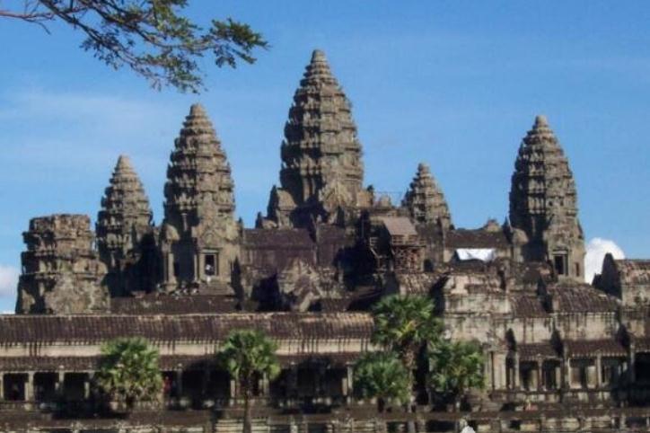全球规模最大的寺庙，柬埔寨吴哥窟修建了30多年才完工
