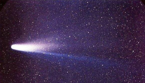 哈雷彗星绕太阳一周的周期大概是多少年呢，下次回归的日期大概是2061年