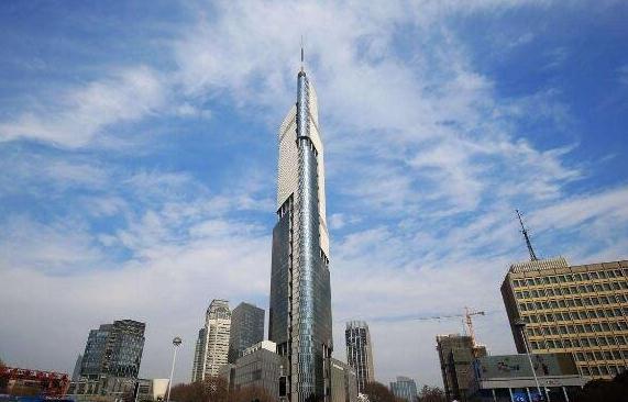 南京三大最高楼排行，排第一的紫峰大厦高达450米