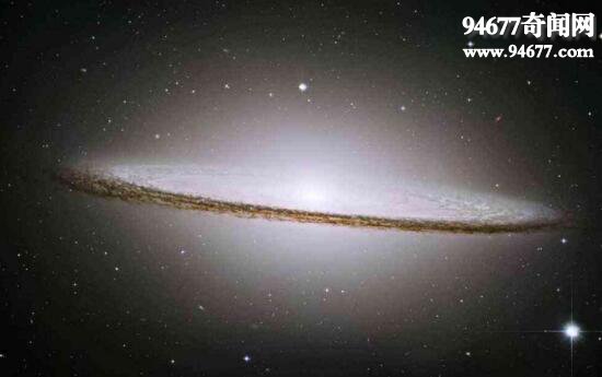 银河系有多大，10~12万光年/5000亿颗星星