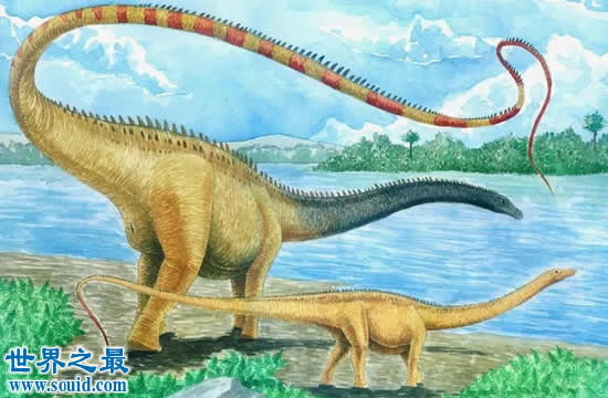 世界上最大的恐龙，易碎双腔龙(长80米/重220吨)(www.gifqq.com)