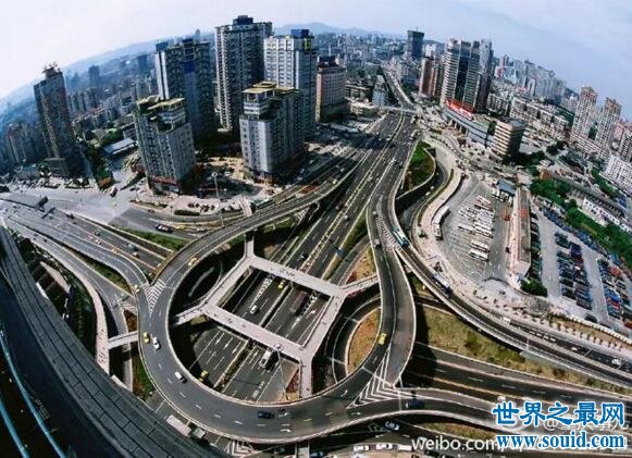 重庆最复杂立交桥完工，最复杂汽车迷宫(导航看哭了)(www.gifqq.com)