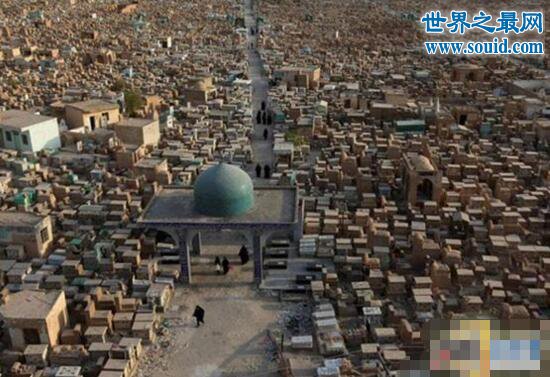 世界上最大的墓地，埋葬500万人1400年(www.gifqq.com)