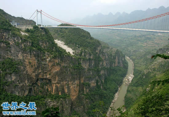 世界第一高桥，四渡河特大桥最高达560米(行在云尖)(www.gifqq.com)