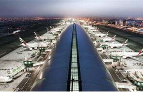 全球最大最奢华的机场，迪拜国际机场(候机厅是商场)
