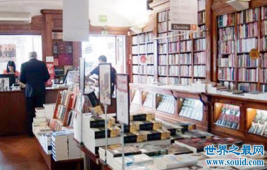 世界上最古老的书店，葡萄牙里斯本伯特兰(285年)(www.gifqq.com)
