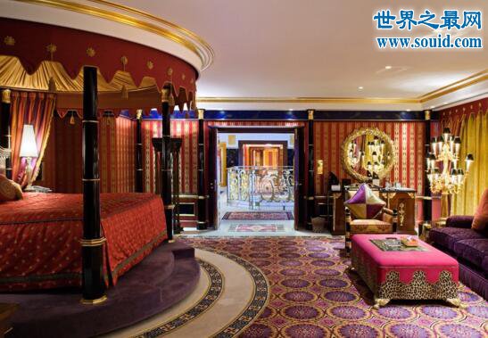 全球最豪华的酒店，迪拜帆船酒店(开一次房要13万)(www.gifqq.com)
