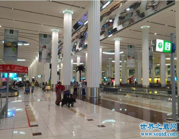 全球最大最奢华的机场，迪拜国际机场(候机厅是商场)(www.gifqq.com)