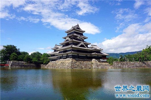日本最美城堡排行，姬路城是幕府时代的美学巅峰(www.gifqq.com)