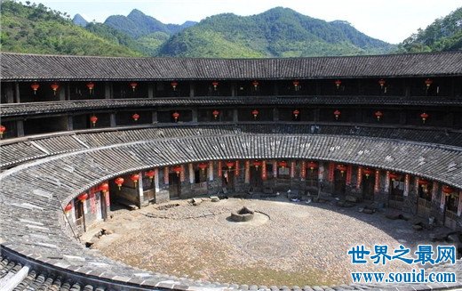 十大最具中国特色的建筑，民风与建筑的碰撞(www.gifqq.com)