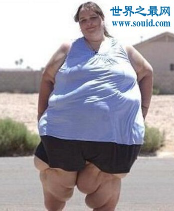 世界上最胖的女人，罗莎莉·布拉德福德(重1108斤)(www.gifqq.com)