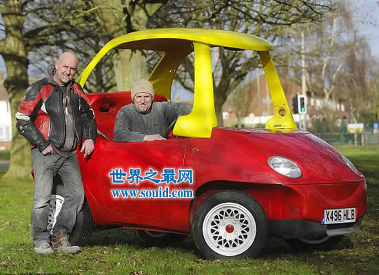世界上最大的扭扭车，成人的玩具(时速可达112码)(www.gifqq.com)