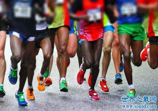 马拉松世界纪录是多少，最新记录2小时25秒(www.gifqq.com)