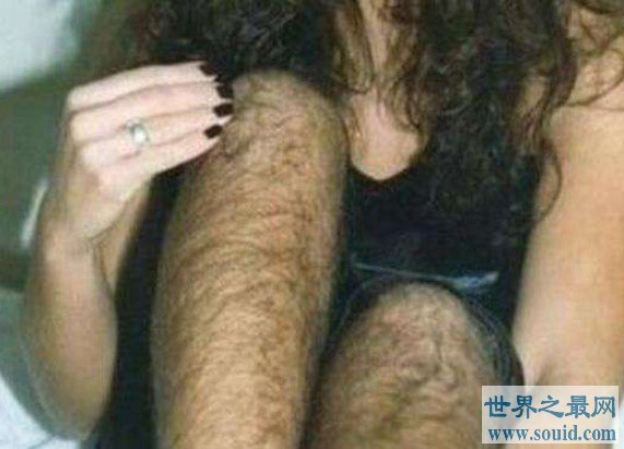 世界上体毛最长的女人，比少女的头发还长(www.gifqq.com)