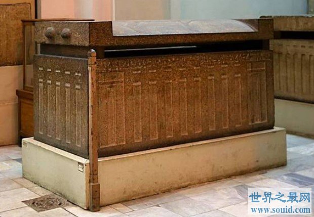世界上最古老的石棺，4500年来没有被人动过(www.gifqq.com)