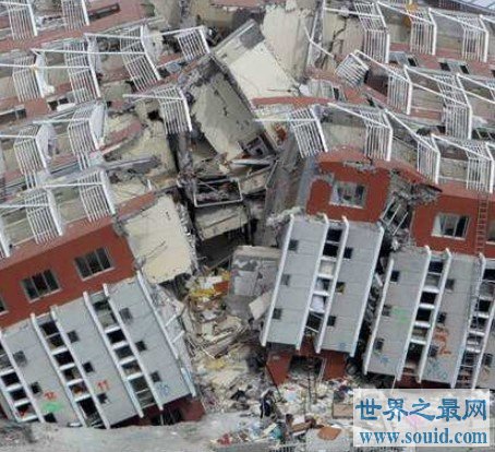 世界第一大地震，震级达到了9.5级(www.gifqq.com)