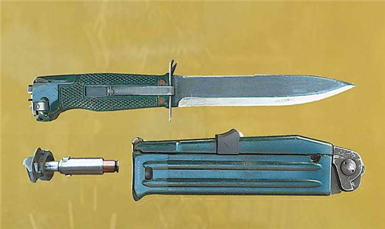 匕首枪作用巨大操作简便，苏联曾在二战后开始研制