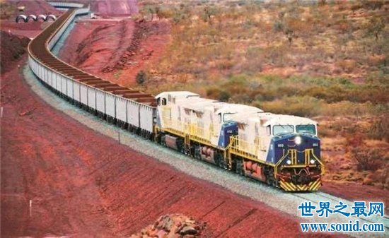 世界上最长的火车，总长度达到7353米重达9.9万吨！(www.gifqq.com)
