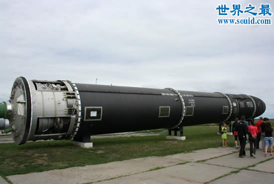 世界上威力最大的洲际弹道导弹，俄罗斯SS-18撒旦导弹可摧毁小行星(www.gifqq.com)