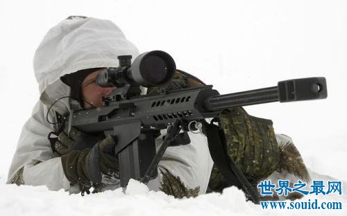 狙击手是世界上最危险的兵种，24小时面临死亡的威胁(www.gifqq.com)