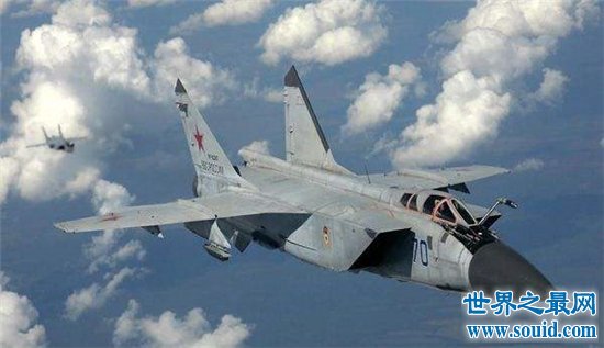 世界上飞得最高的飞机，米格-25战斗机竟然能飞到22670m！(www.gifqq.com)