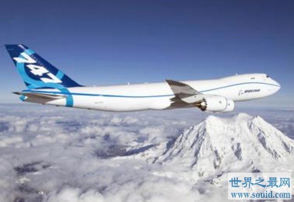 飞机飞行最高高度，为6000米至12600米(www.gifqq.com)