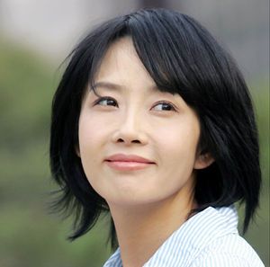 韩国演艺圈悲惨事件，盘点那些因为潜规则自杀的明星(www.gifqq.com)