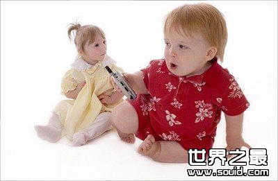 世界上最小的女孩(www.gifqq.com)