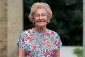 世界上最老的健身教练，99岁老太太所罗门米妮