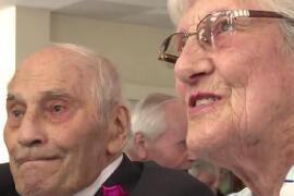 世界上最老的新婚夫妇，两人年龄总和为194岁