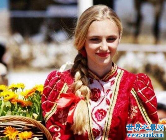 世界上最白的人种高加索人，新疆维吾尔族竟也是(www.gifqq.com)