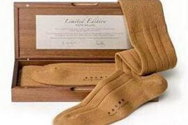 世界上最贵的袜子，7000元一双(羊驼毛做成)