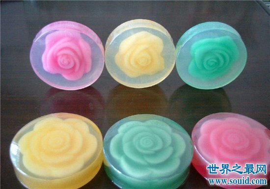 香皂的做法有哪些？皂类为碱性带有除菌效果(www.gifqq.com)