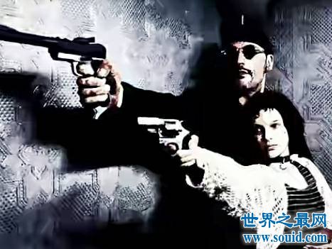 世界十大杀手电影排行榜，《这个杀手不太冷》是永远的经典。(www.gifqq.com)