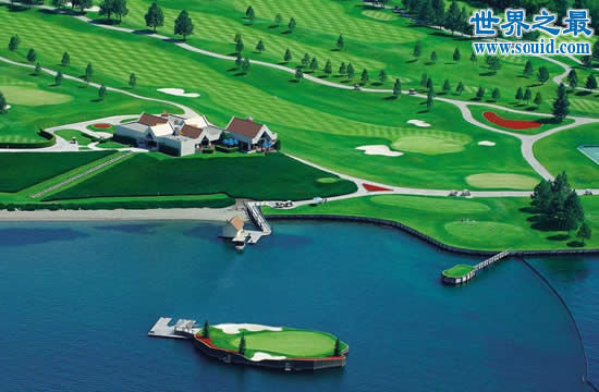 世界上唯一水上高尔夫球场，只要钱不要球技(www.gifqq.com)