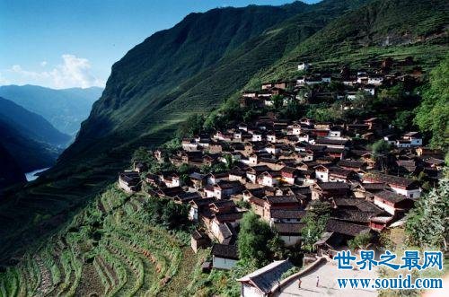 世界上最神秘的村庄，竟然会凭空消失。(www.gifqq.com)