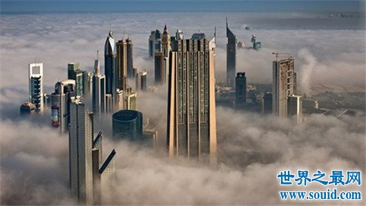 世界最高楼，高度竟然可以直到云霄(www.gifqq.com)