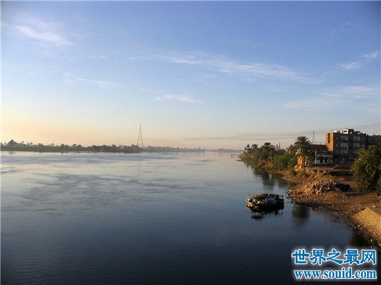 世界最长的河流尼罗河（6670公里）至今未找到源头在哪(www.gifqq.com)