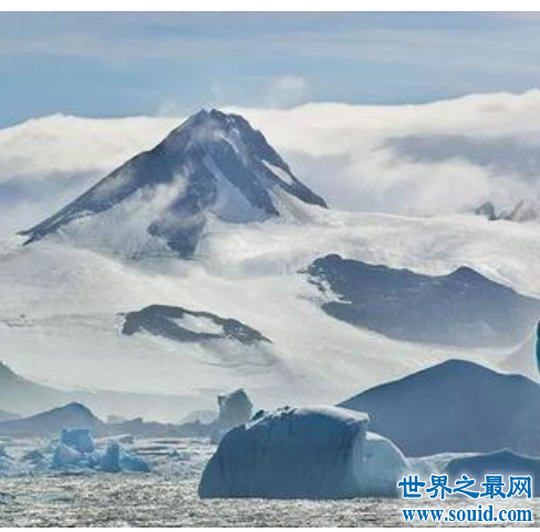 世界最长山脉，最长的达到了的8900千米被常年的积雪覆盖。(www.gifqq.com)