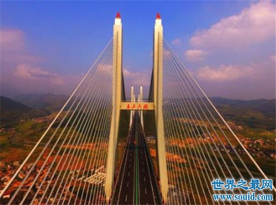 世界最长桥，中国丹昆特大桥长度世界第一！(www.gifqq.com)