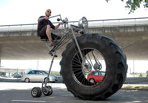 世界上最大的轮胎(www.gifqq.com)