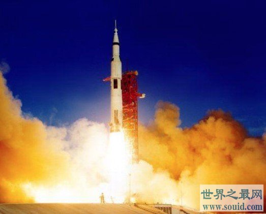 世界上最大的火箭,总推力可以达到3408吨(www.gifqq.com)