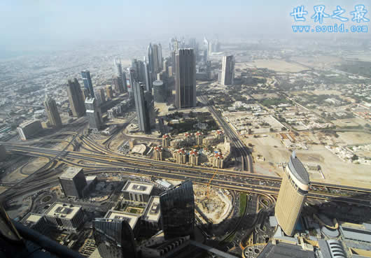 迪拜最高楼及建筑，哈利法塔(838米)(www.gifqq.com)